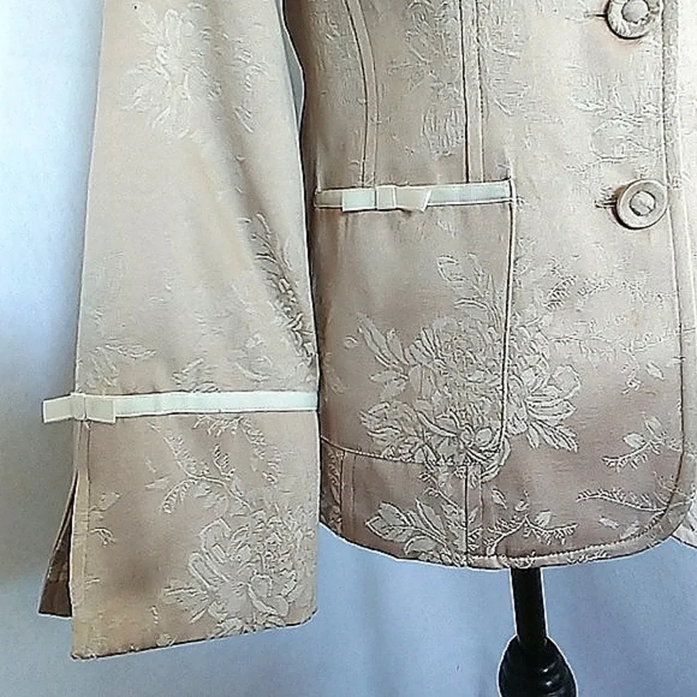 SUSAN Graver Floral Blazer Jacket - Image 3