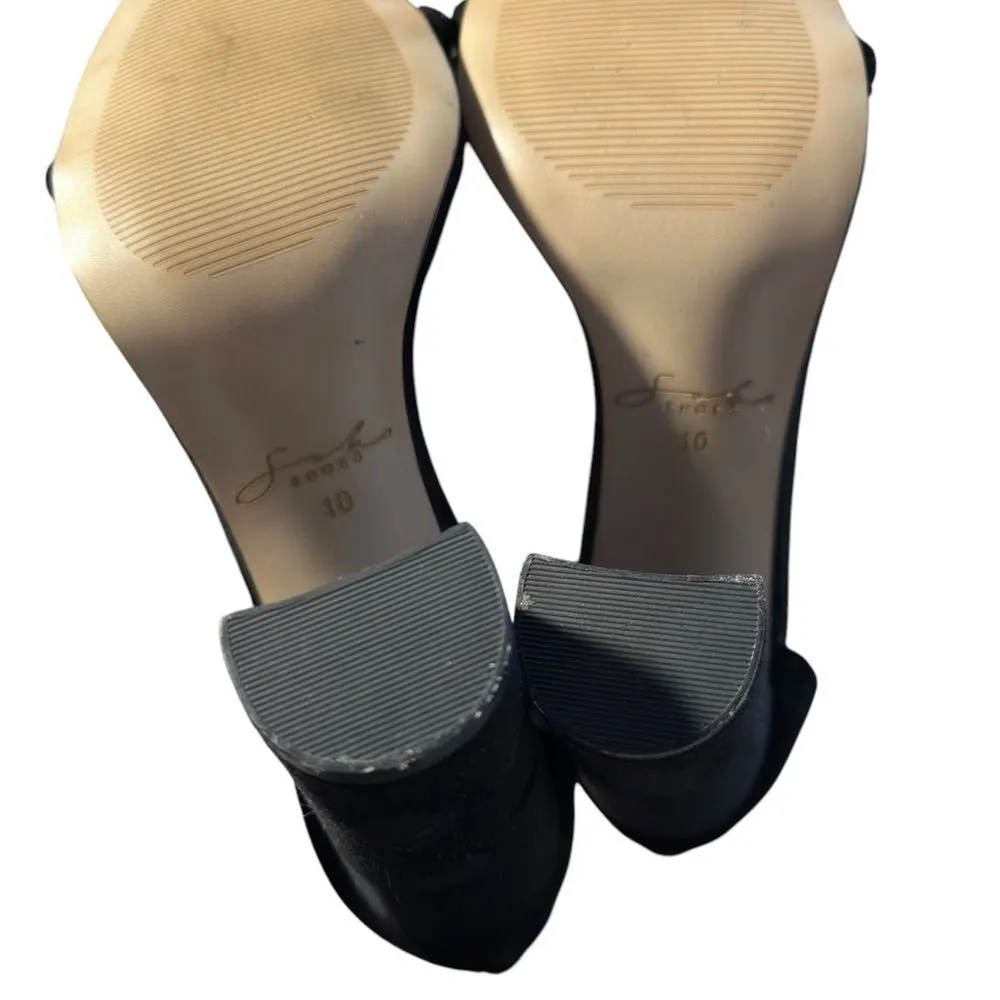 Chunky Black Heels with Gold Colored Strap Back Zipper 90’s Style Size 10 - Image 8