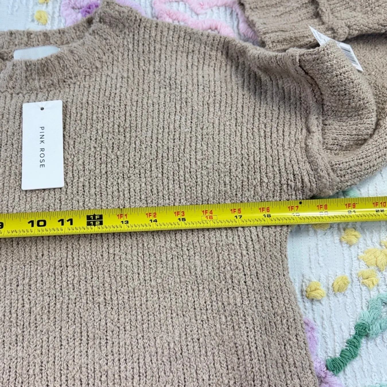 Pink Rose Tan Cozy Knit Sweater Long Sleeve Crew Neck Relaxed Fit‎ Women's Small - Image 5