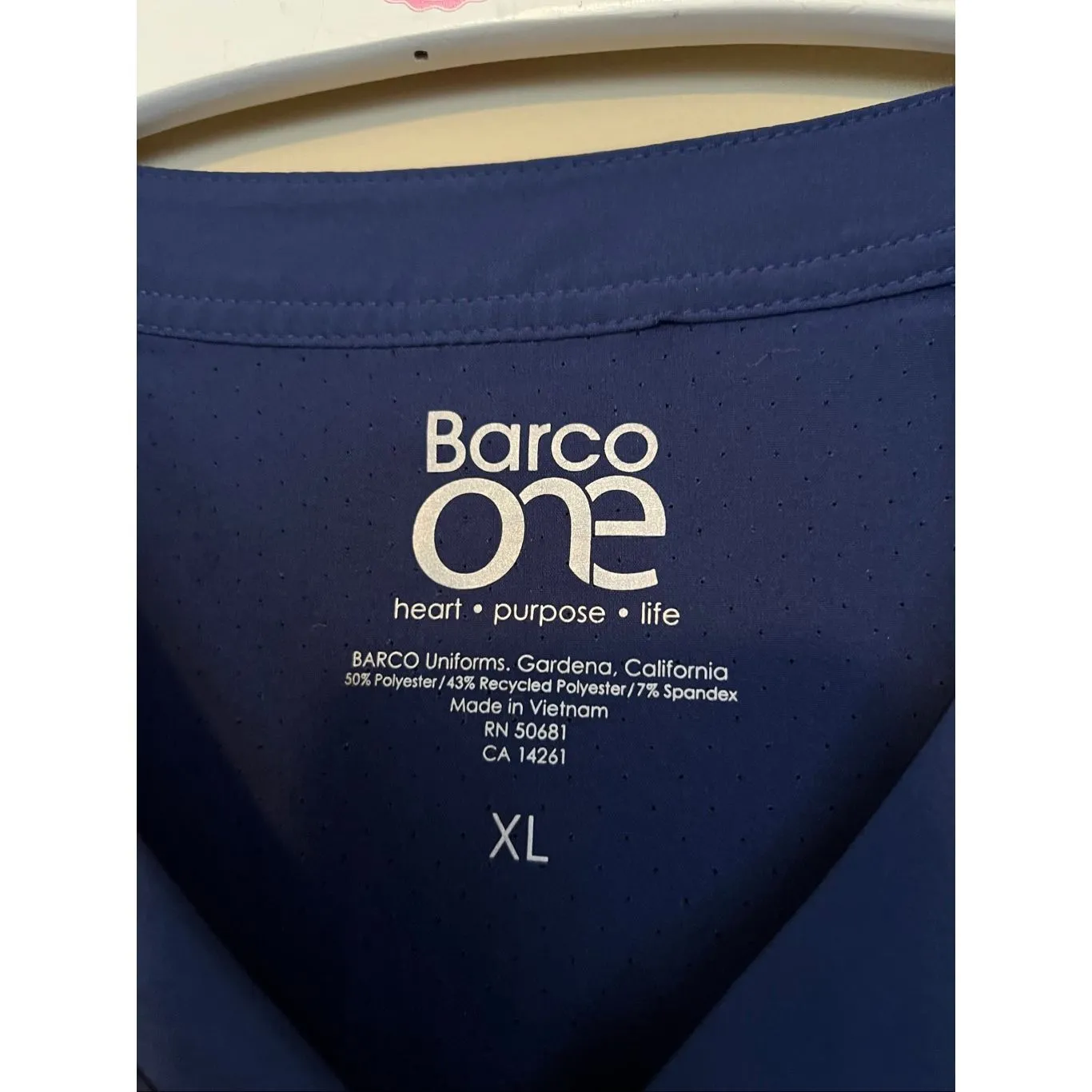 Barco One Blue Scrub Top Woman’s Size XL FLAWED - Image 6