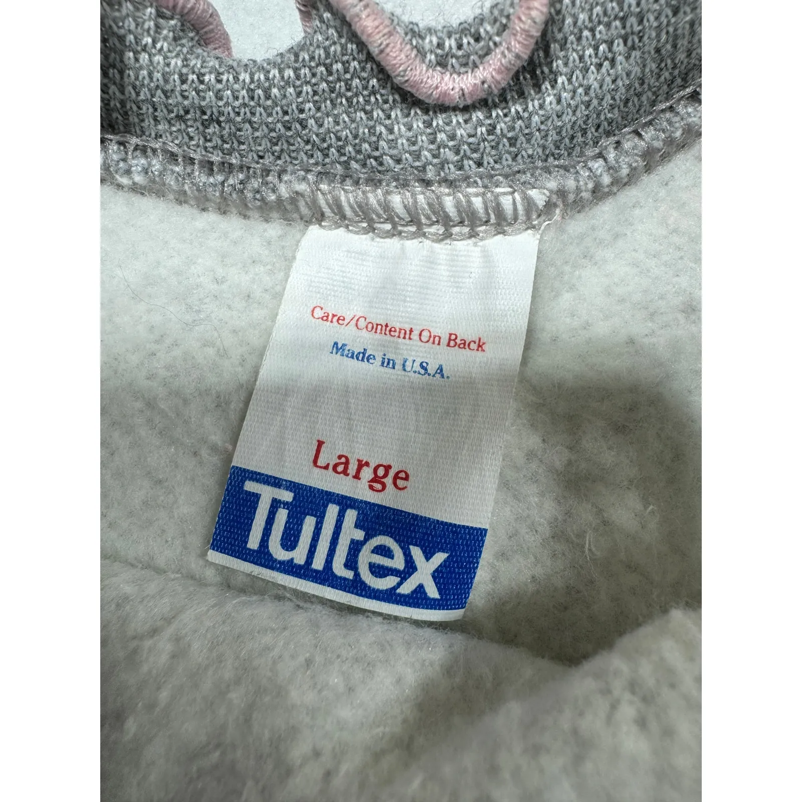 RARE Vintage Tultex Gray Crew Neck Pink Ruffle Teddy Bear Heart Applique Large‎ - Image 3