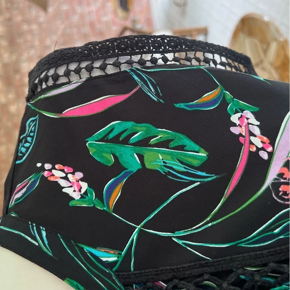 A New Day Black Multi Floral Crochet Lace Blouse XS - Image 6