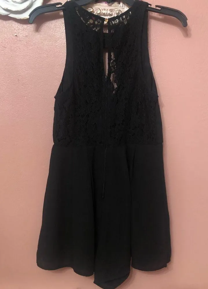 Black lace romper - Image 2