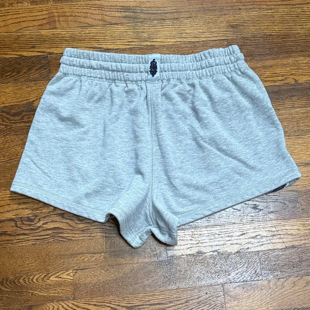 FP Movement Feeling Wavy Side Appliqué Cotton Blend Shorts Size L - Image 5