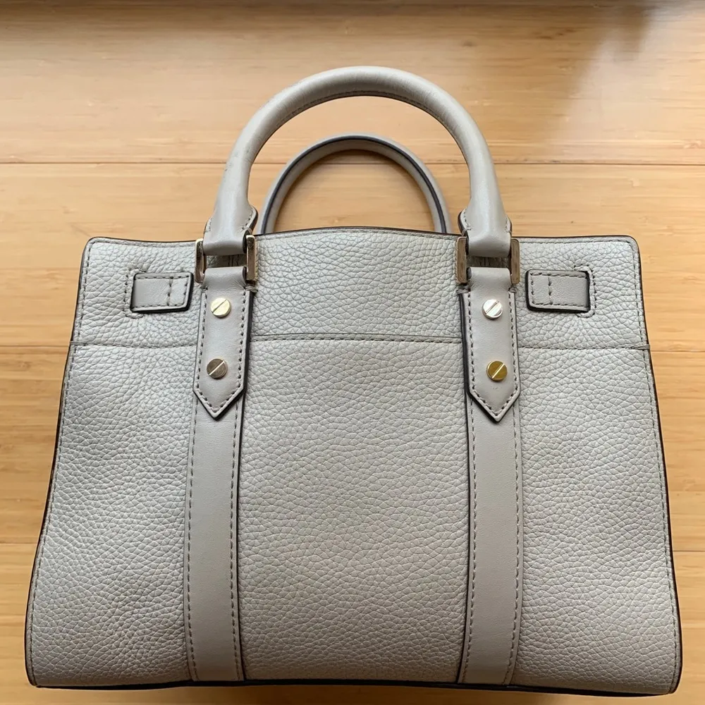 Micheal kors purse - Image 5