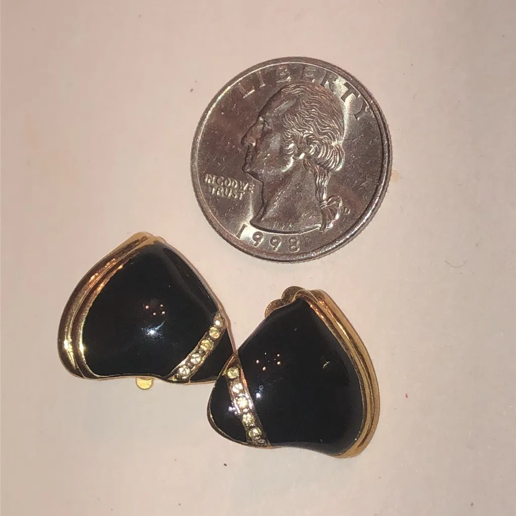Angel Brand Vintage Black Enamel and Gold Tone Earrings - Image 2