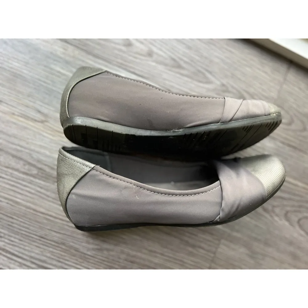 Baretraps Mitsy Women Shoes Comfort Slip On‎ Flats Black Size 8.5M - Image 8