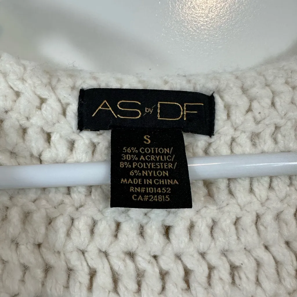 AS by DF Handmade Loop Fringe Ivory Open Front Sleeveless Sweater Vest Small - Image 6