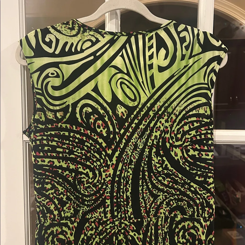 Frank Lyman faux wrap designer neon green animal print mid length dress size 14 - Image 7