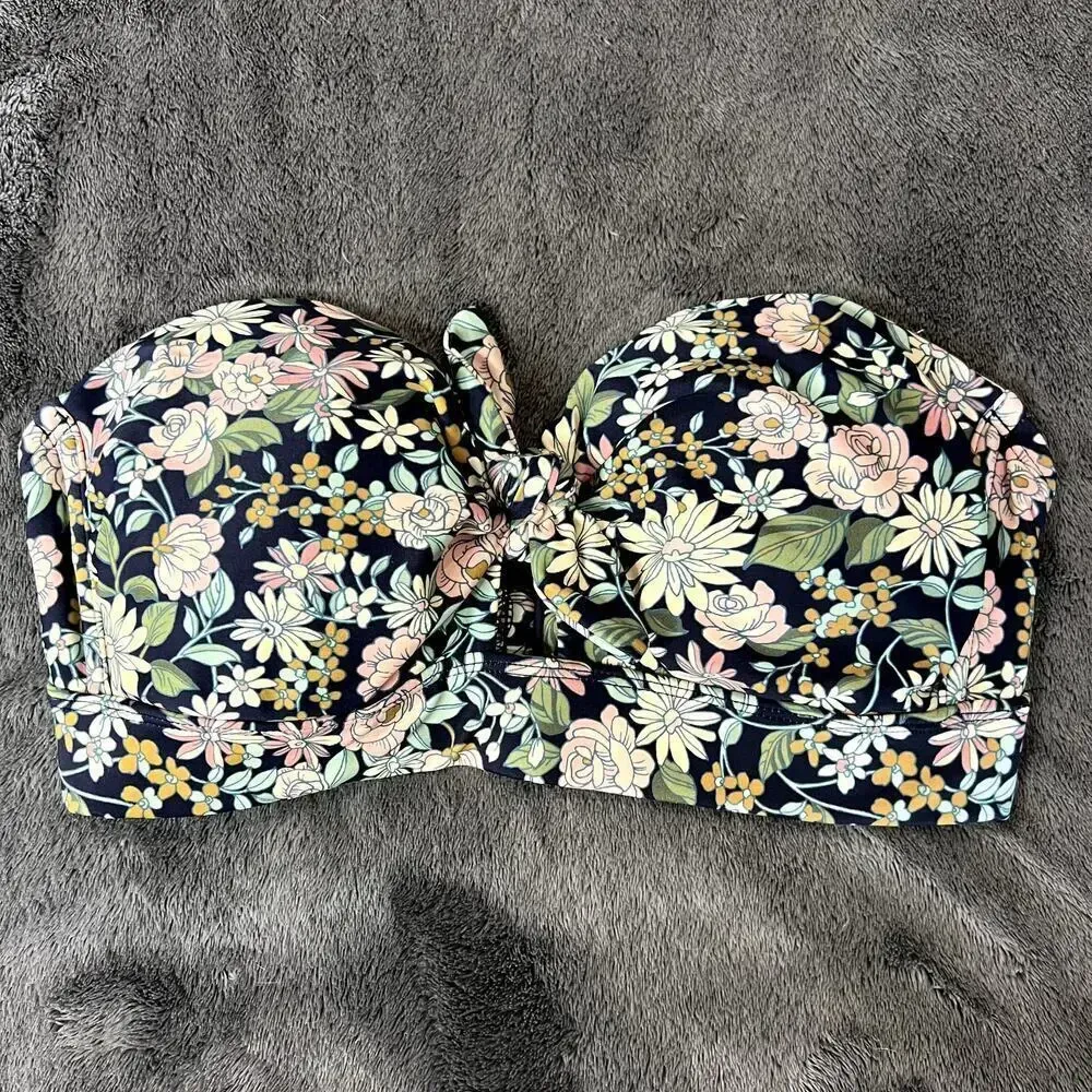 Kona Sol Women's Floral Bandeau Bikini Top Blue Size Small Twist Front Cutout - Image 2