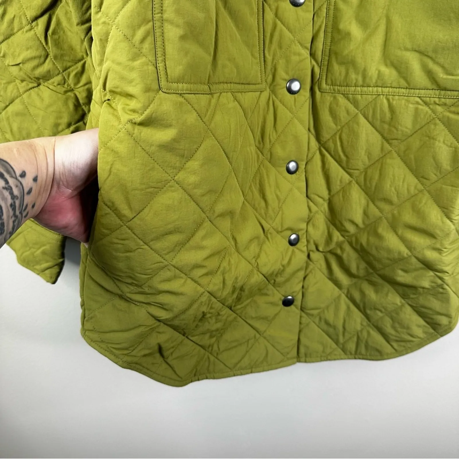 AYR The Big Mood Jacket in Celery Juice Womens XS Green Quilted Button Up Coat - Image 5