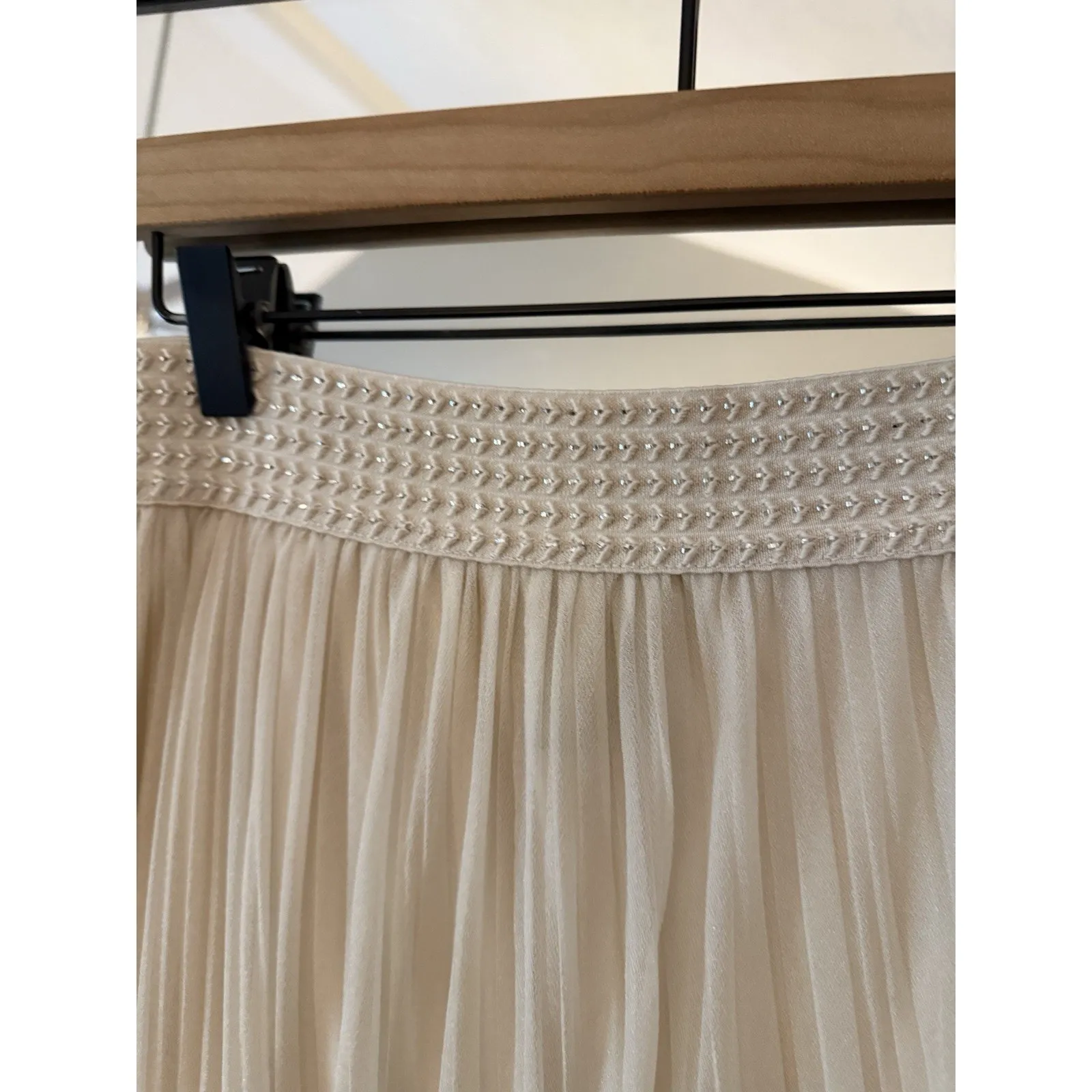 Metrowear New York Metrowear Pleated Chiffon Midi Skirt Beige Pearl Waist PXL Black Size undefined - Image 3