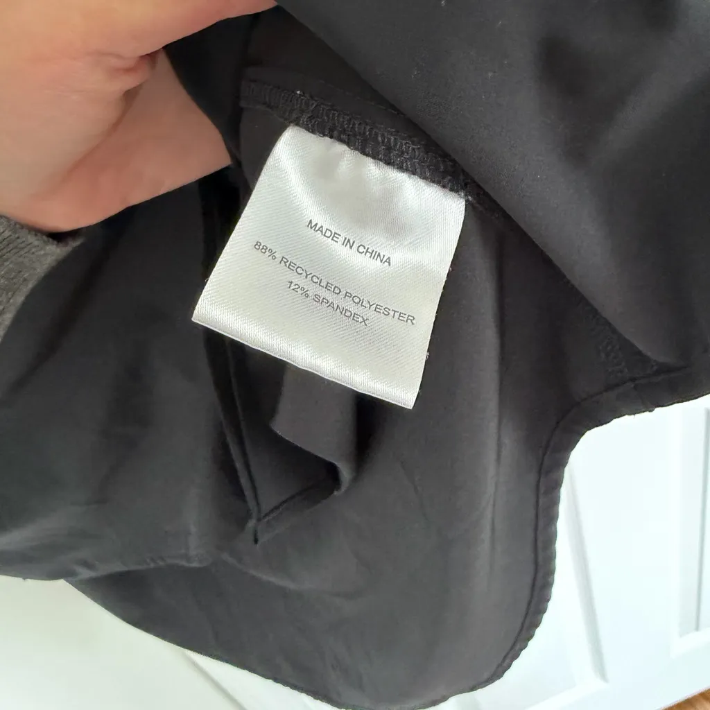 Quince Women’s XL Collared Button Down Long Sleeve Blouse Top Stretch Black Work - Image 6