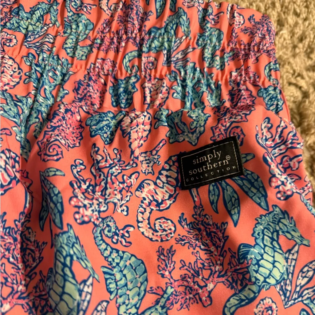 Simply Southern Pink Coral Seahorse High Rise Elastic Waist Shorts - size XXL - Image 4