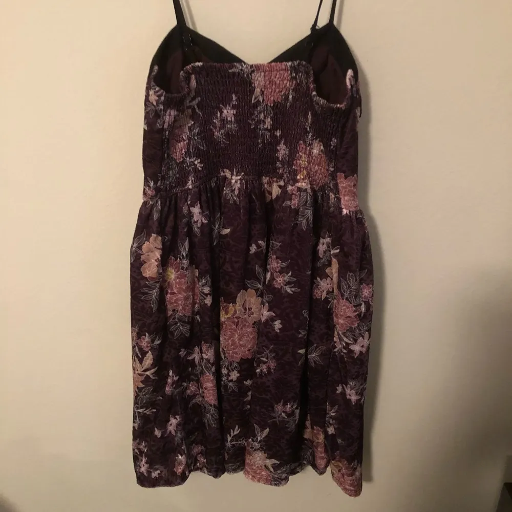 NEW Xhilaration Velvet Floral Tank Dress size medium - Image 4