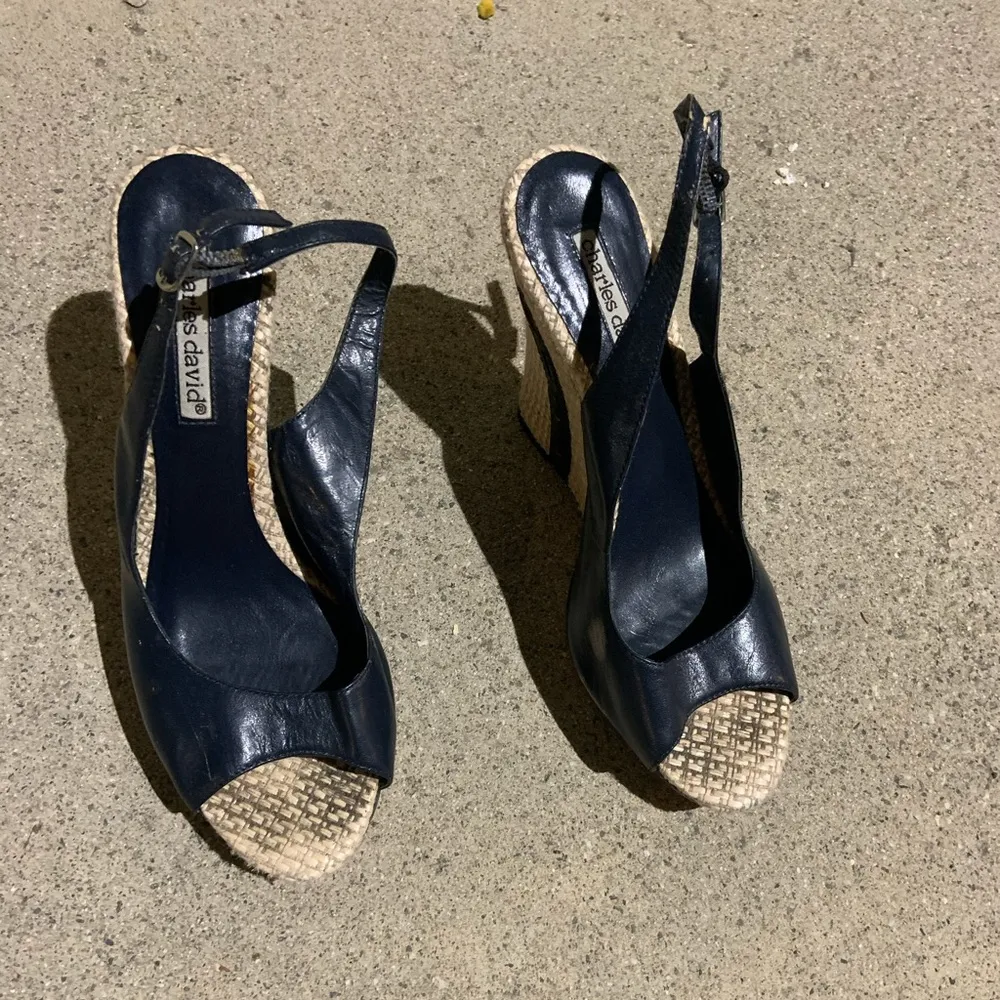 7.5 Charles David navy blue slip on wedges - Image 3