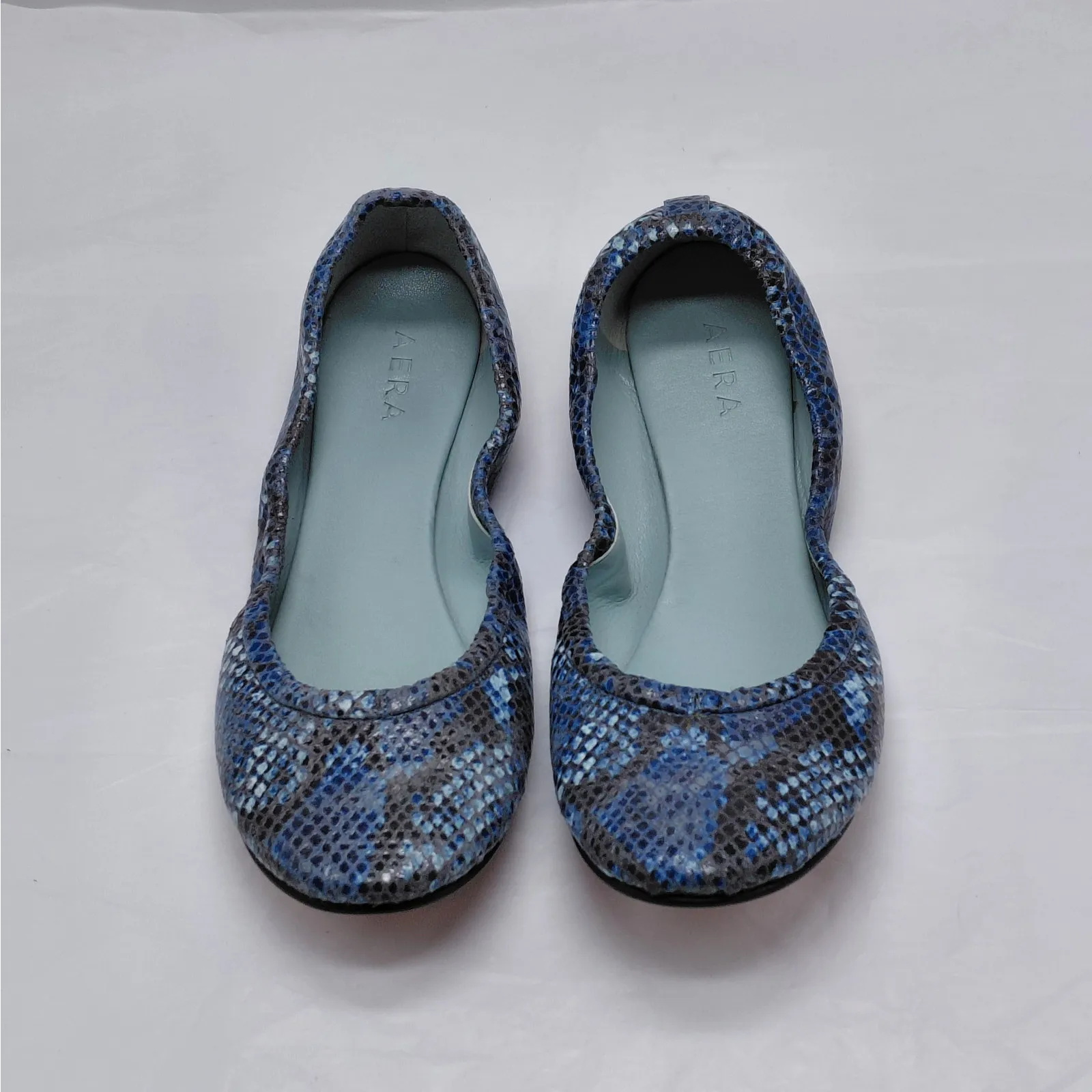 AERA Women’s Blue Snakeskin Ballet Flats 36.5 US 6 Vegan Italy Luxe Minimalist - Image 2