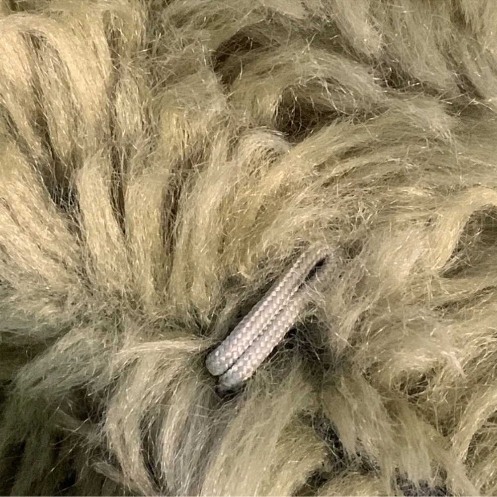 Adrienne Landau green faux fur satin lined hooded vest. Four hook/eye closure XS - Image 7