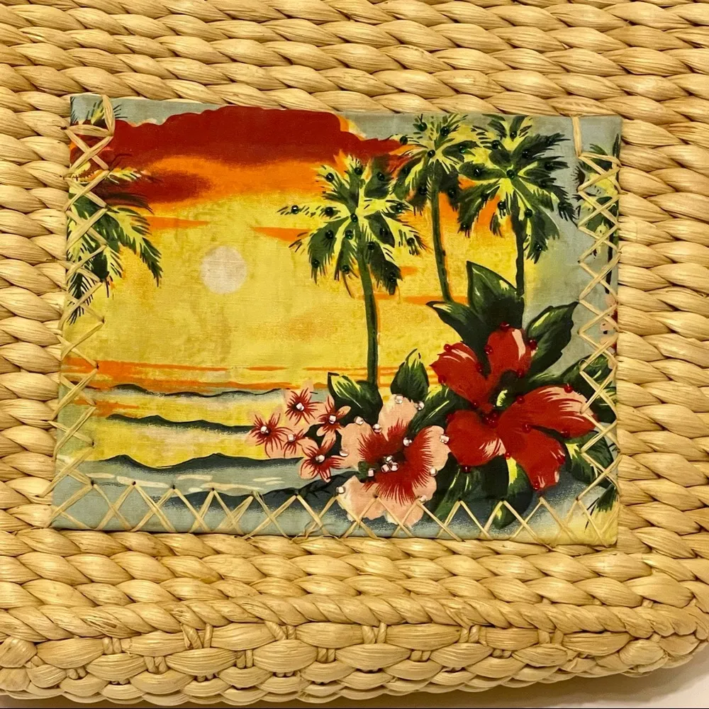 Tropical Island Woven Wicker Basket Purse - Image 2
