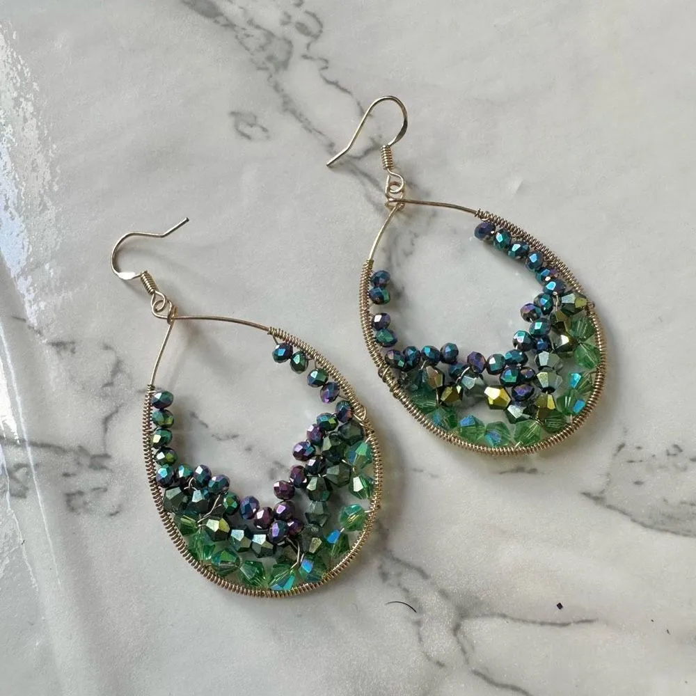 Gold tone green teardrop earrings - Image 3