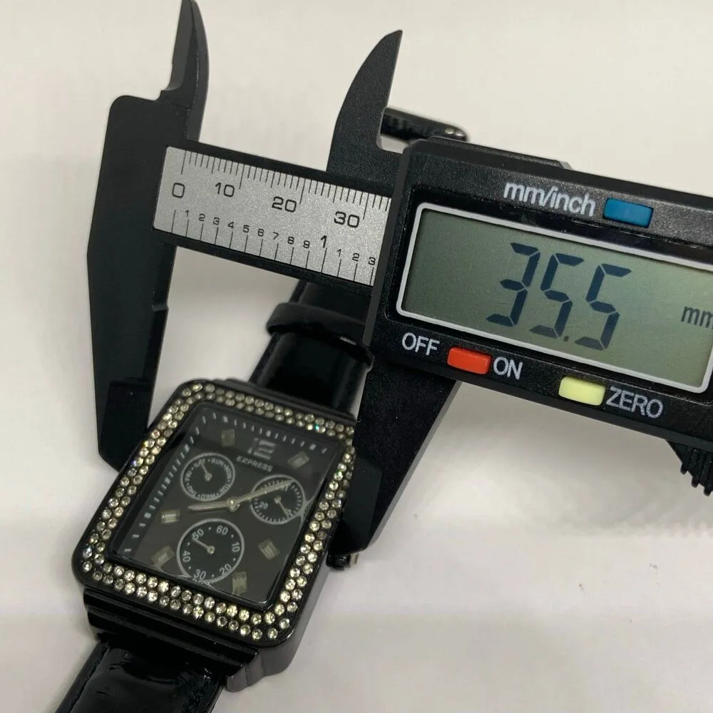 Express Crystals Black tone 35mm quartz analog watch Watch FMDEX1424 running - Image 4