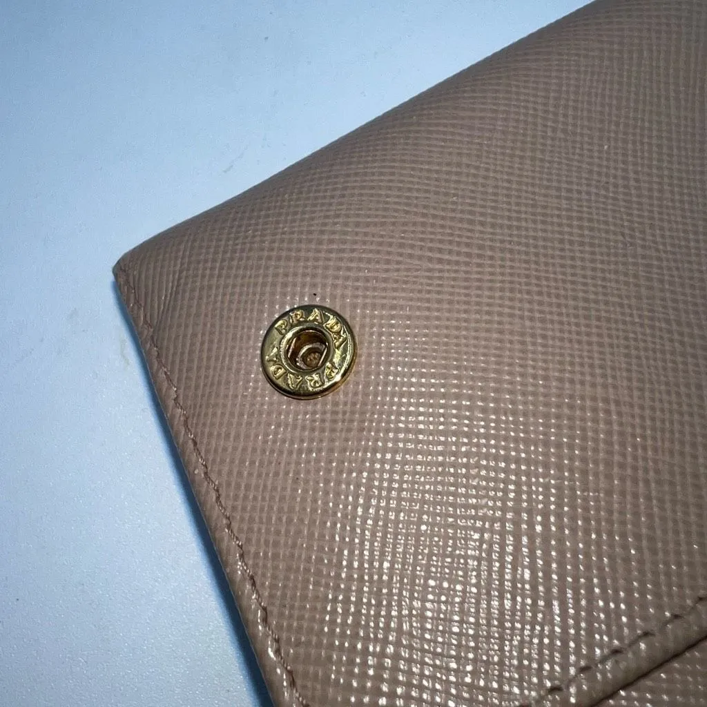 Prada  Bow Wallet in‎ Saffiano Leather - Image 7