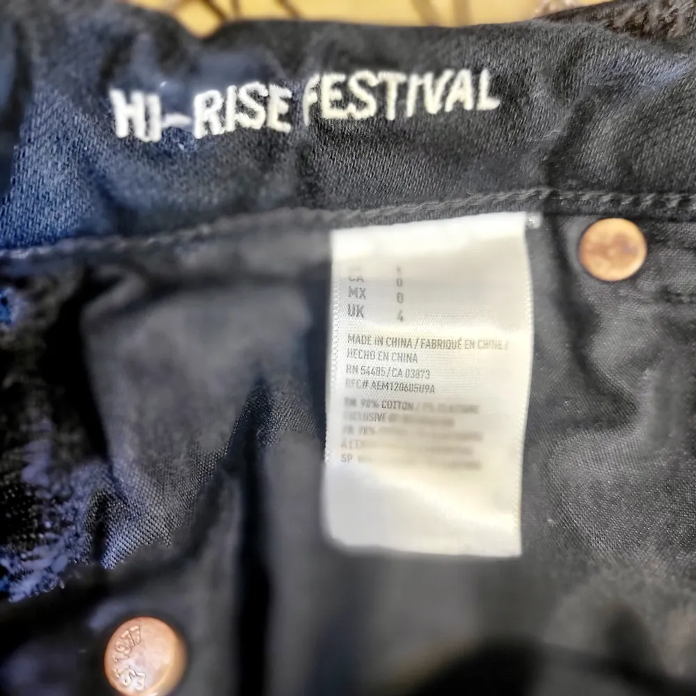 American Eagle Outfitters Black Hi Rise Festival Denim Shorts Size 0 - Image 7