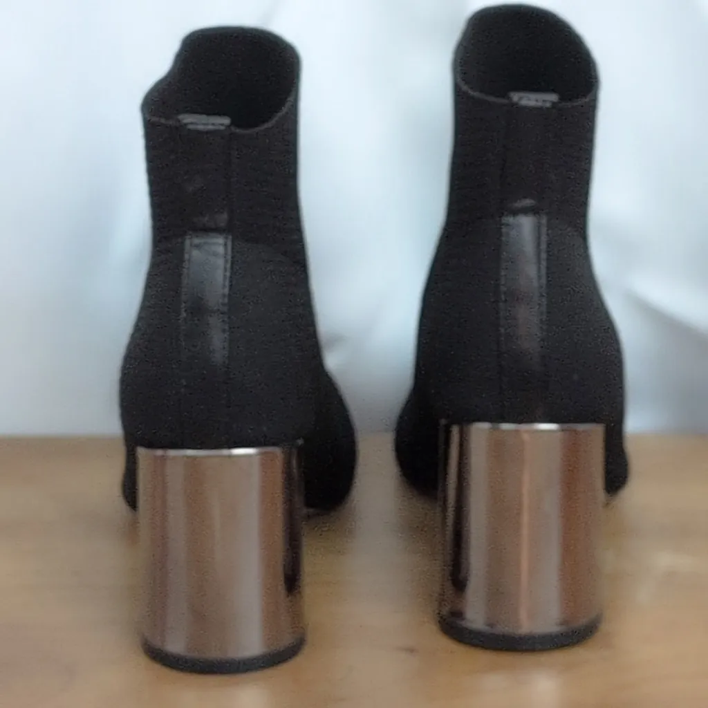 BCBGeneration Alia Stretch Fabric Black Booties Size 8.5 - Image 6