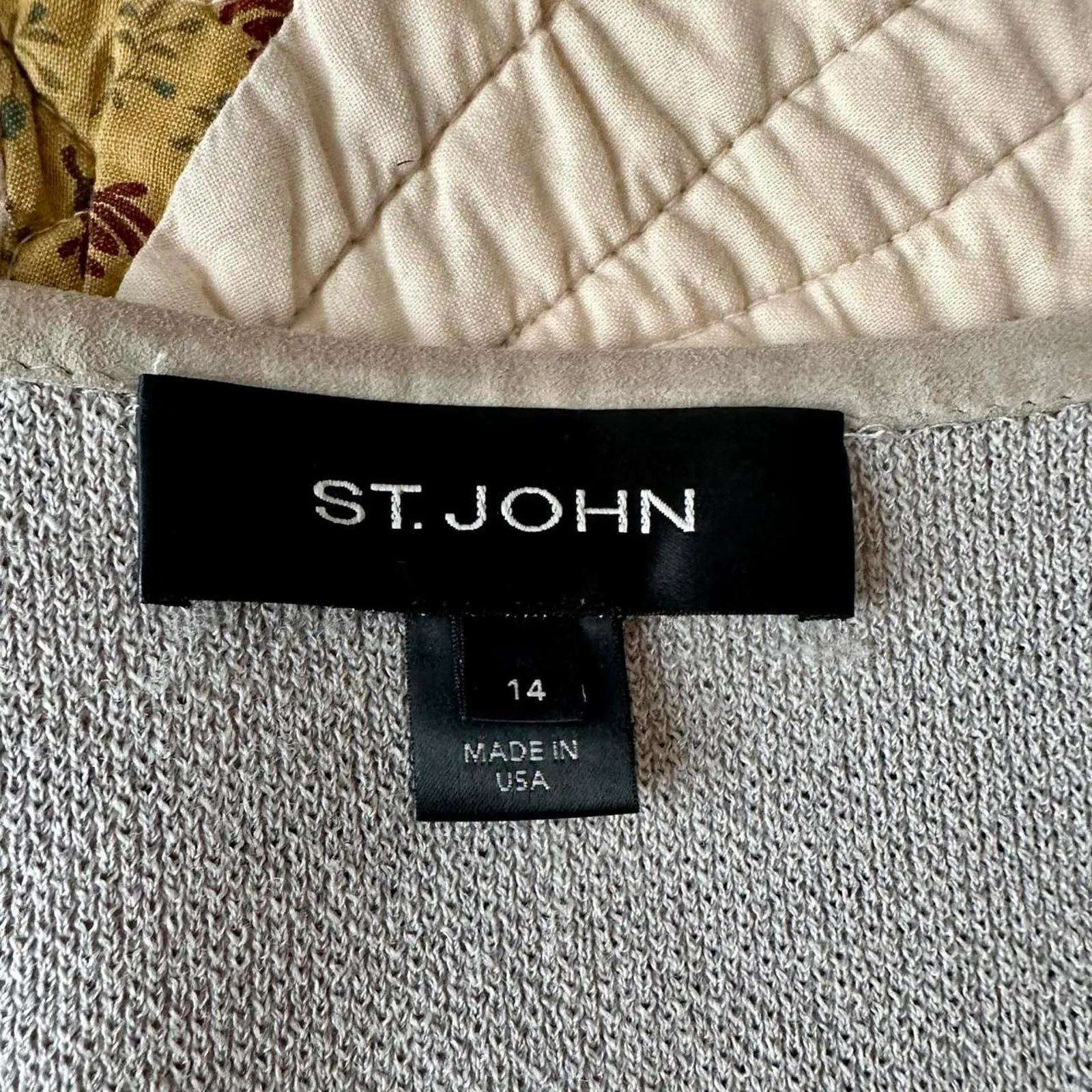 St. John gray button blazer with leather trim size 14 - Image 2