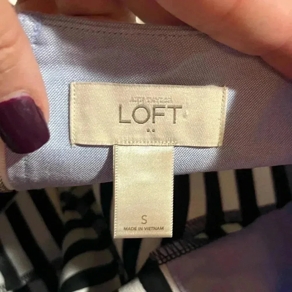 Loft small mixed media 3/4 sleeve black/white/blue dress - Image 5