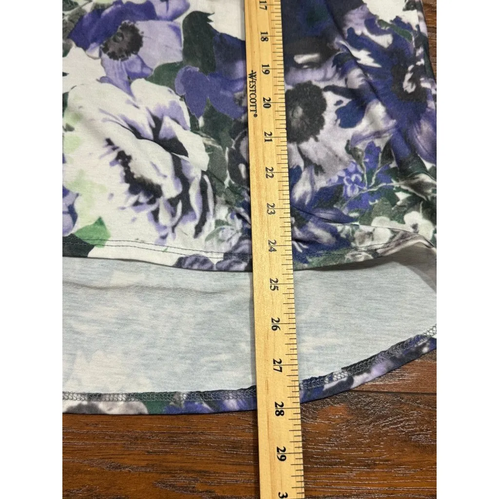 NEW LuLaRoe Womens Knit Tunic Top S Short Sleeve Purple Green Floral Scoop Neck - Image 5