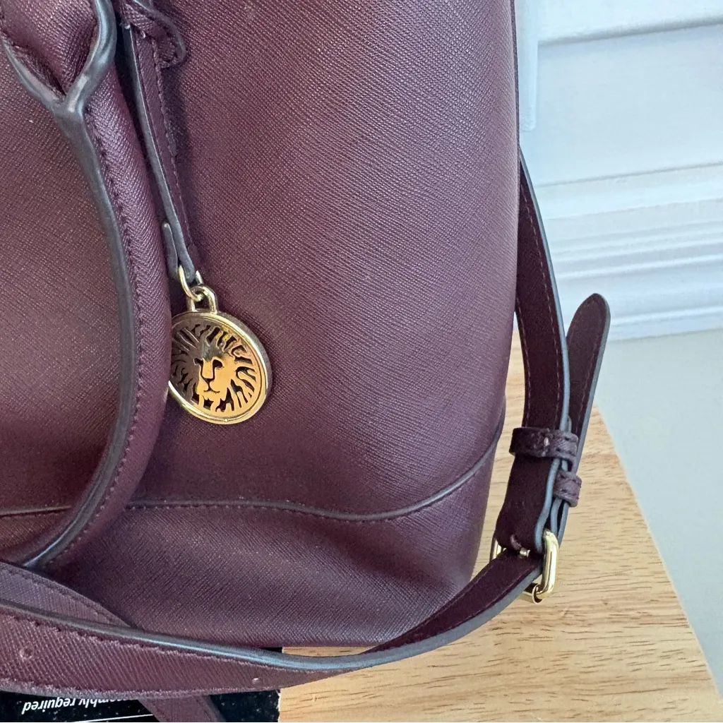 Ann‎ Klein Burgundy Purse - Image 6