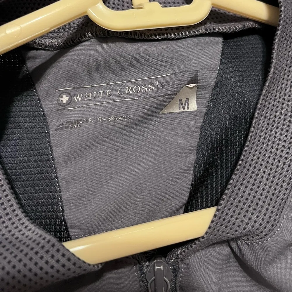 White CrossFit grey full zipper workout jacket in medium - Image 4