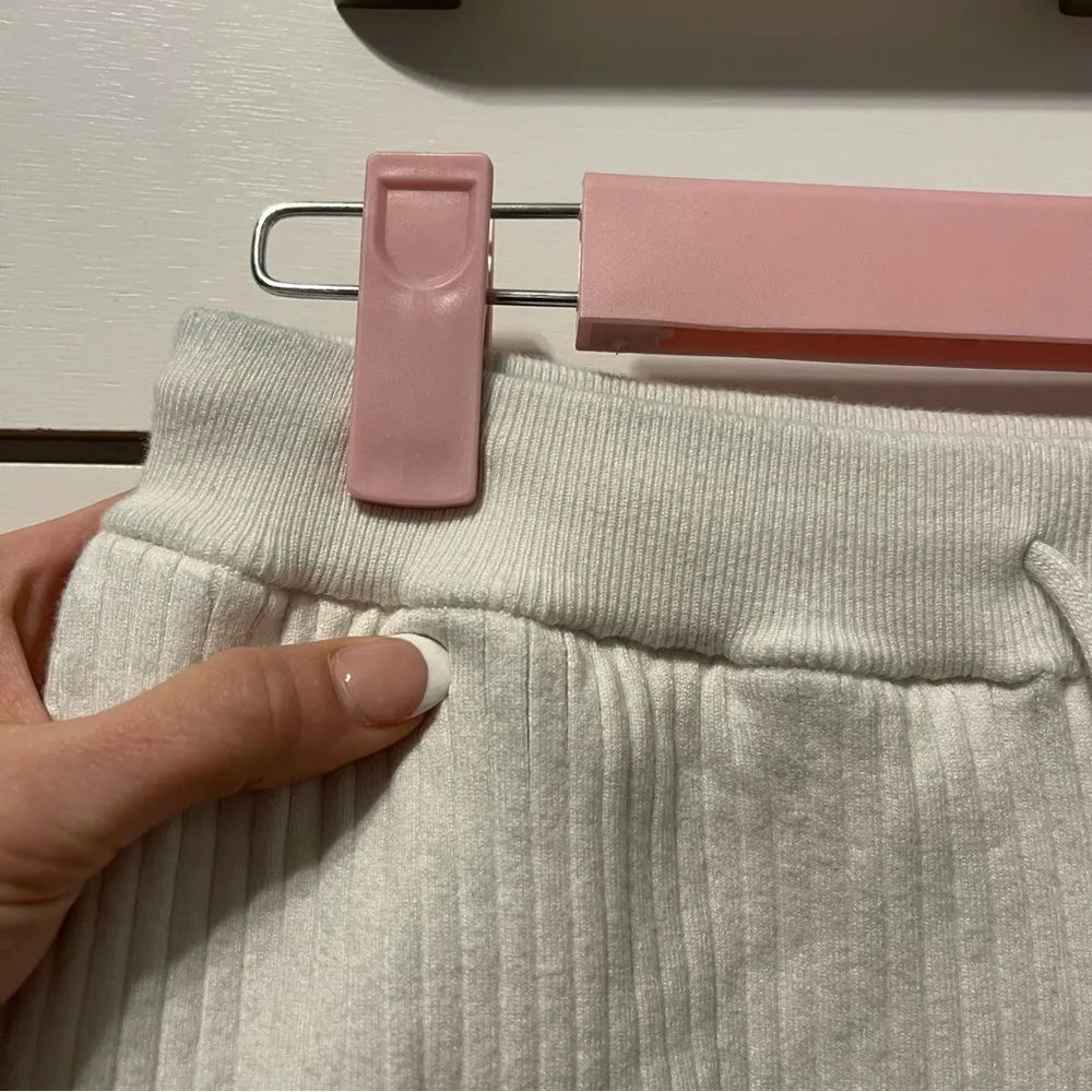 Kith Rib Knit Erika Shorts White - Image 7