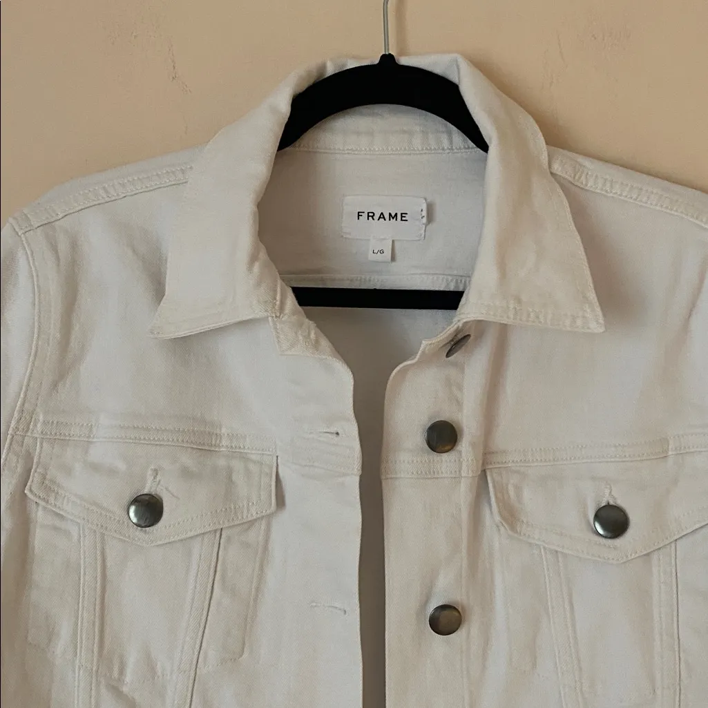 Frame Le Vintage white denim jacket - Image 3