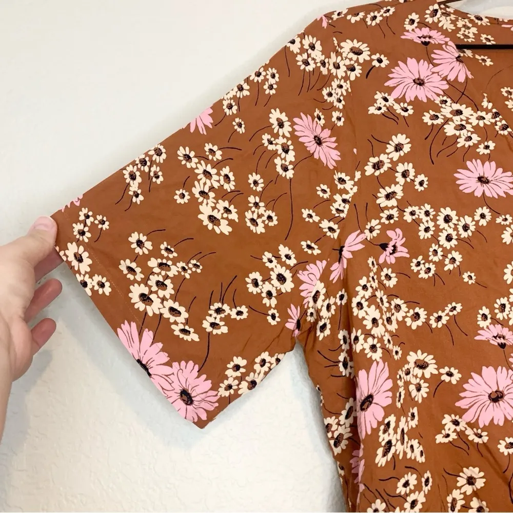 Madewell Novel Tie-Front Top in Hillside Daisies Size 3X - Image 8