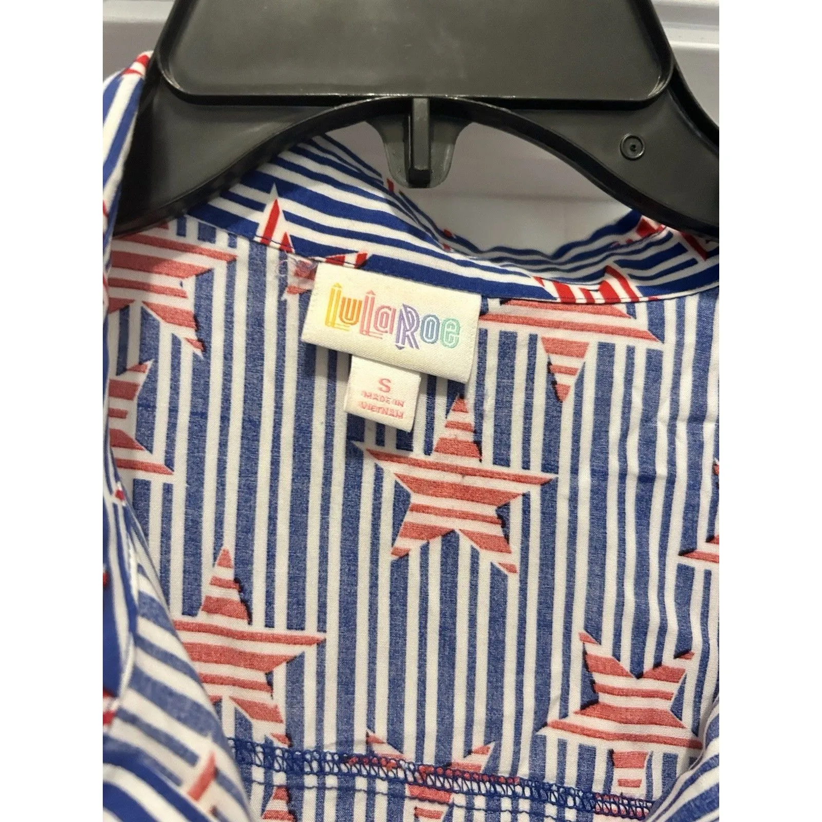 Lularoe Amy Women’s Button Up Shirt Size Small USA Patriotic Military Stars - Image 2