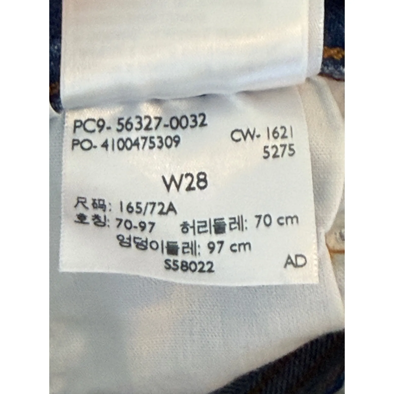 Levi's 501 Denim Cutoff Shorts Distressed Blue Frayed Hem Women's W28 Red Tab - Image 6