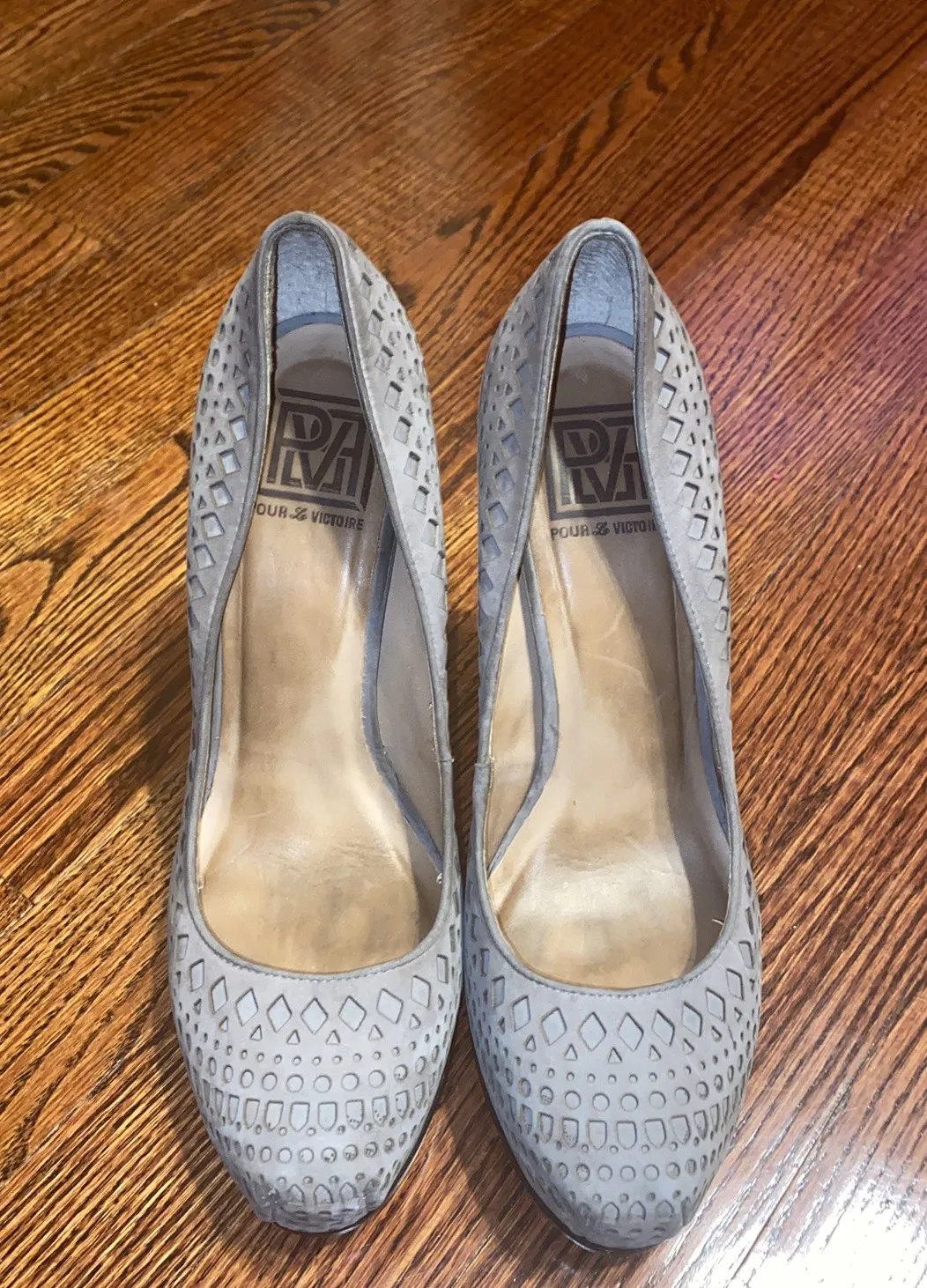 Pour La Victoire Tan Laser Cutout Platform Wedges - Image 3