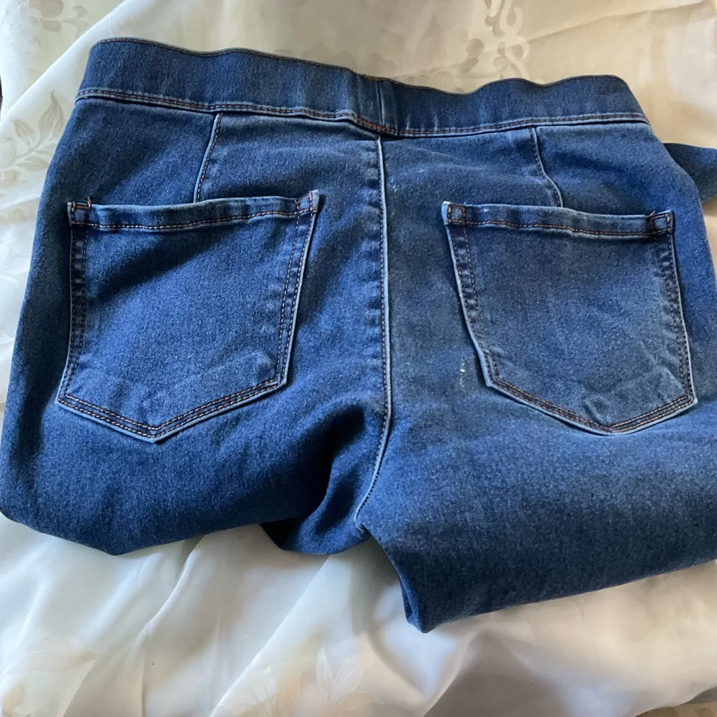 No Boundaries Blue Flare Jeans waist 14” length 39” from waist down. SIZE S(3-5) - Image 5