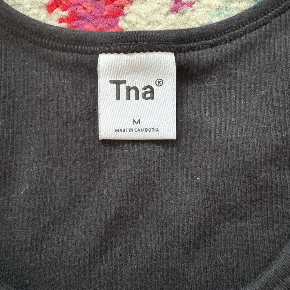 TNA Black Ribbed Crop Tank - Image 4