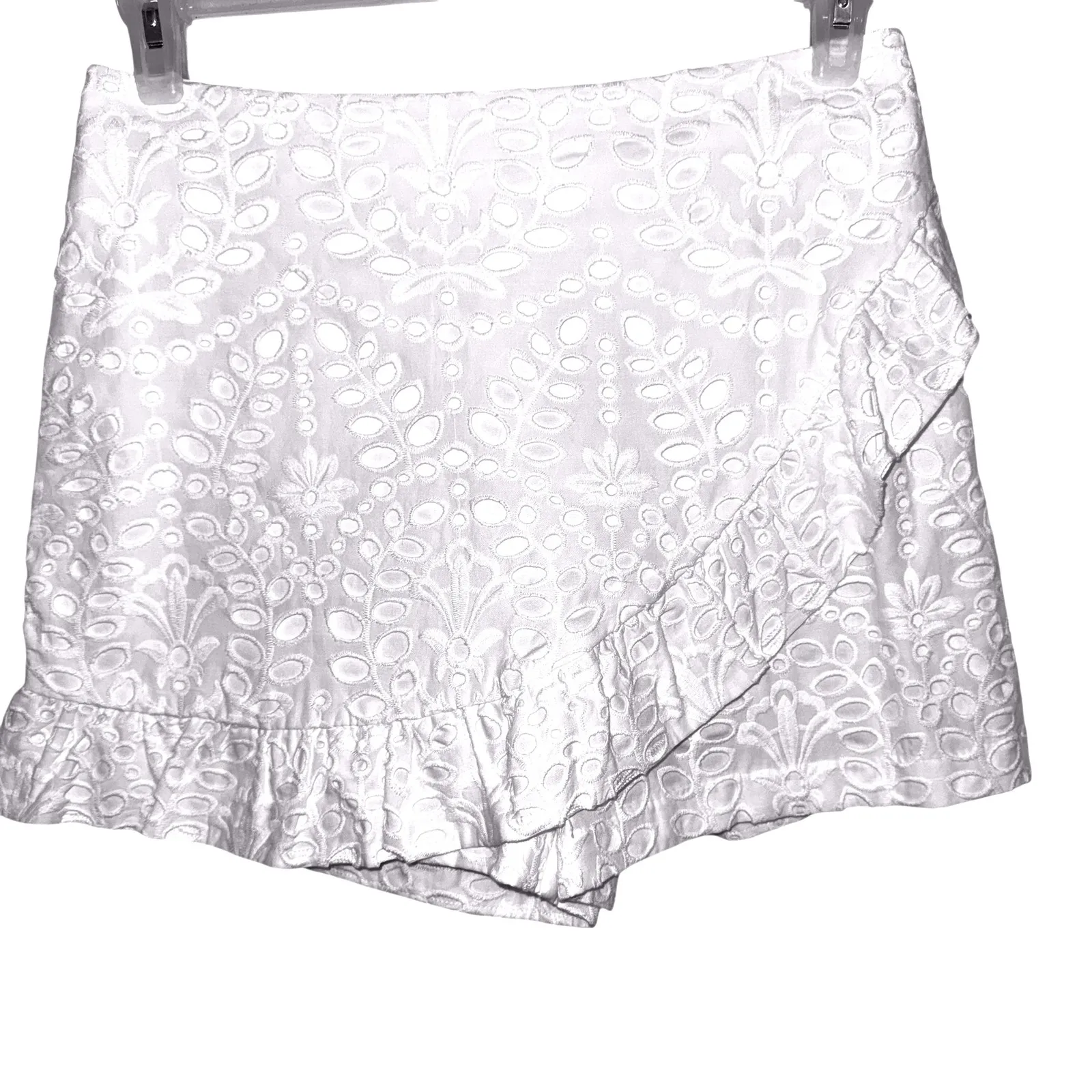 LILLY PULITZER White Eyelet Ruffle Faye Wrap Skort Size 4 - Image 2