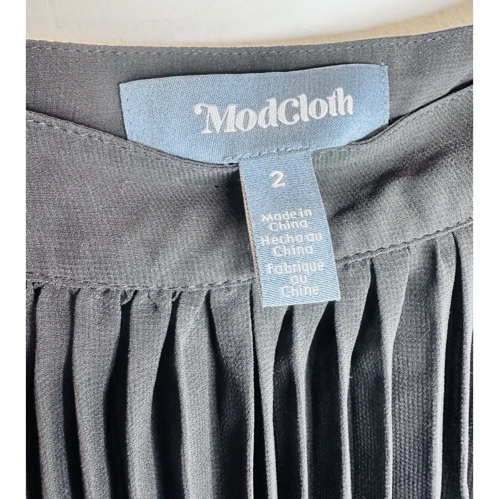 NWT Modcloth Women's Black Pleated Mini Skirt Size Xs/2 Lined Retro style Flowin - Image 5