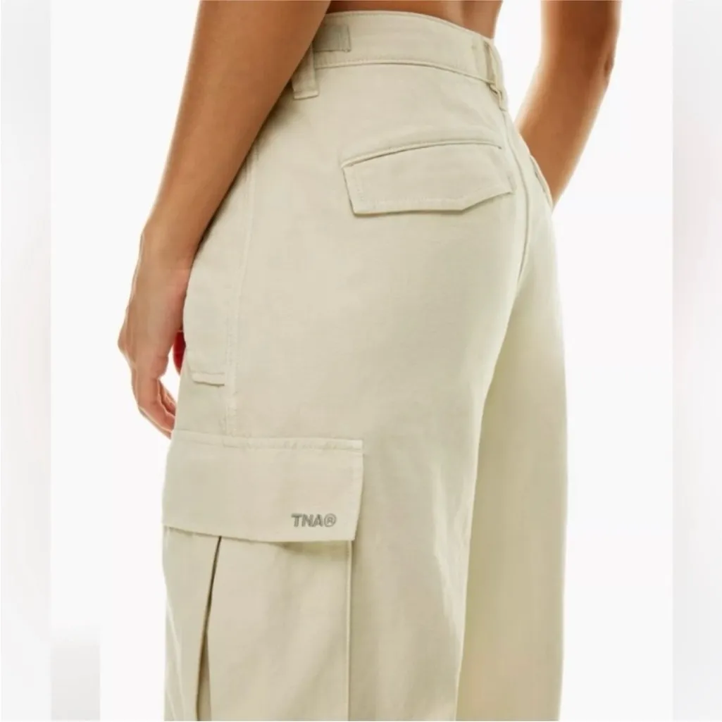 Tna Aritzia Baggy Cargo Pants, Cream Cargo Supply Utility Fit, Women's Size 2 - Image 4
