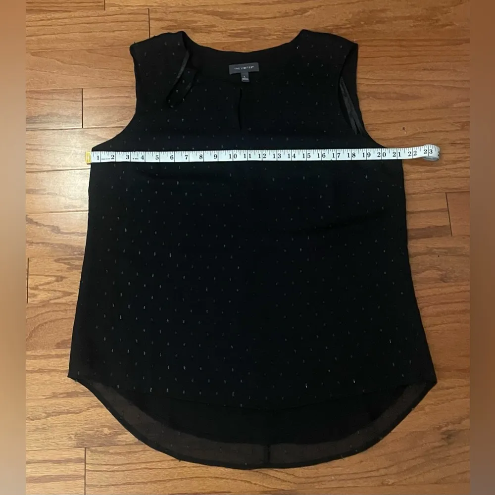 The Limited- Black tank top with‎ added sequence Size L - Image 4