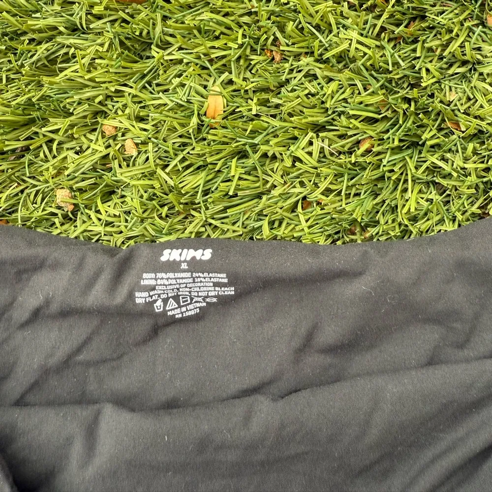 Fits Everybody Bandeau Top - Image 2