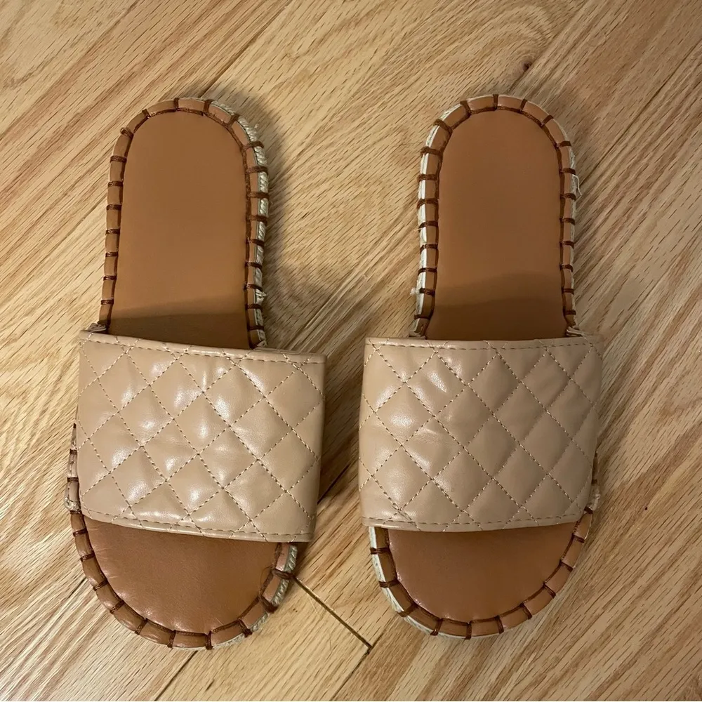 SHEIN Quilted Espadrille Slide Sandals, Tan, Size 6, EUC - Image 4