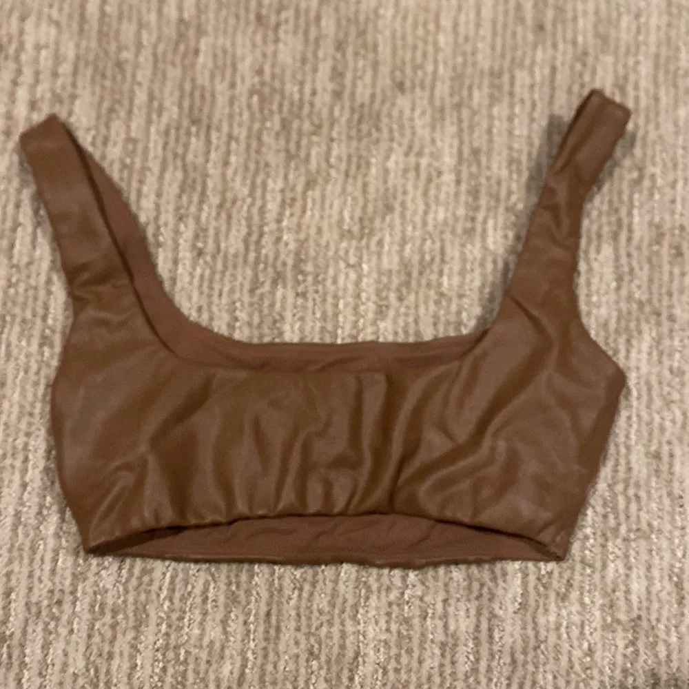 brown sports bra - Image 2