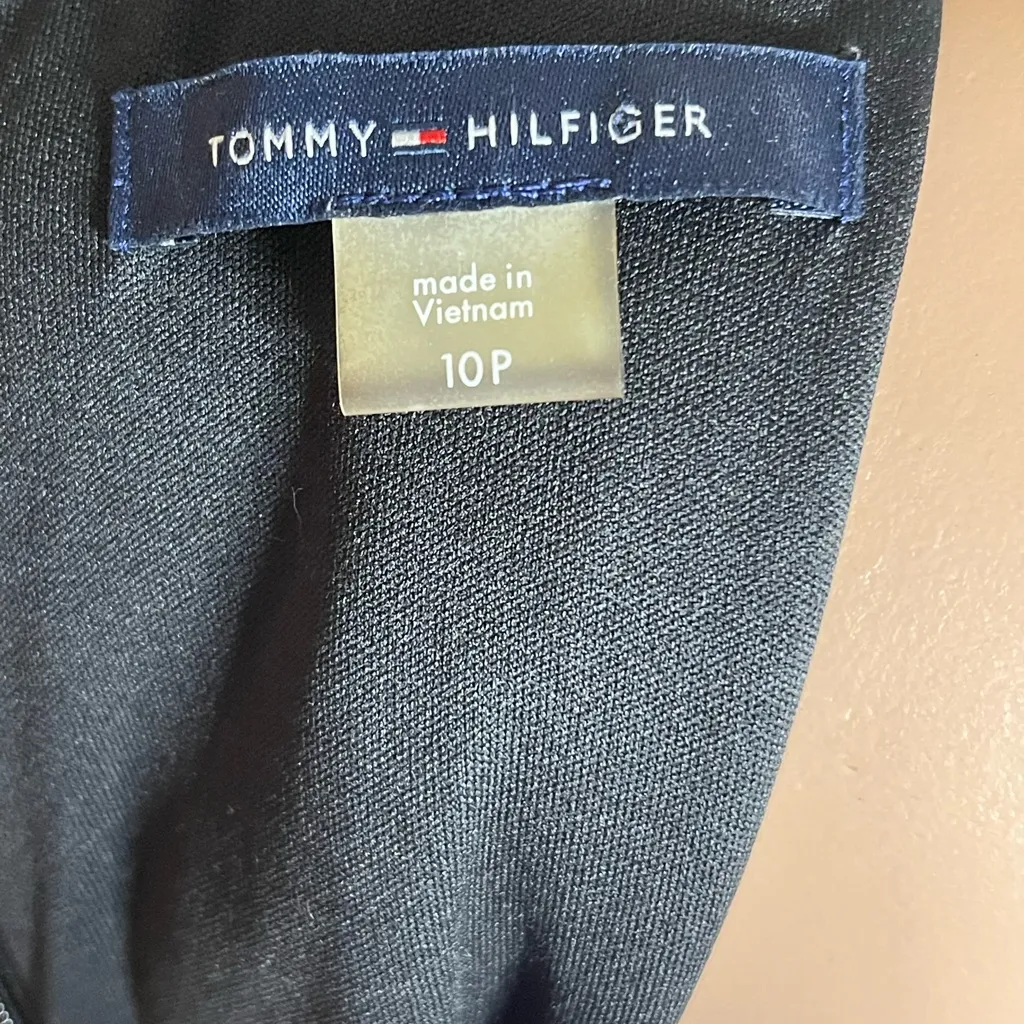 Tommy Hilfiger Women’s Black Sleeveless Belted Jumpsuit 10P Petite Mock Neck - Image 5