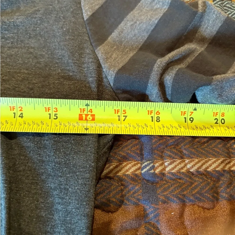 Tennessee University Love Vols Graphic Tee slim fit women’s size M grey Gray Size M - Image 6